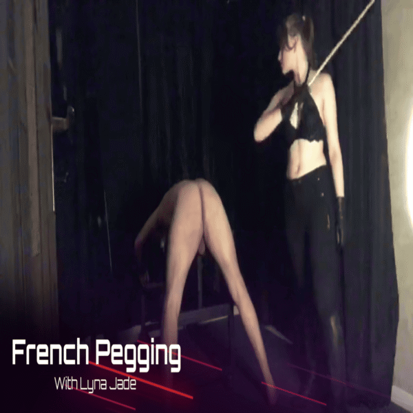 Séance de caning intense pour un esclave
